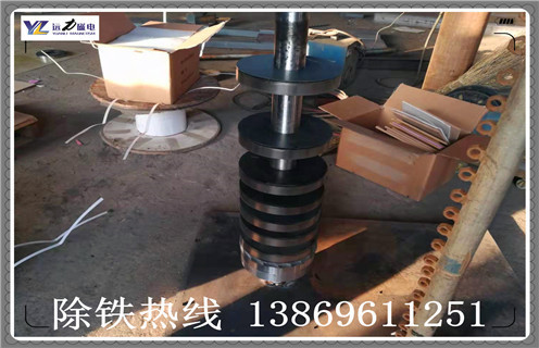 铁矿干粉磁选机，铁矿干粉磁选机经得起客户比较_磁性矿铁矿干粉磁选机经得起客户比较_铁矿干粉磁选机经得起客户比较工作视频皮带及结构价格